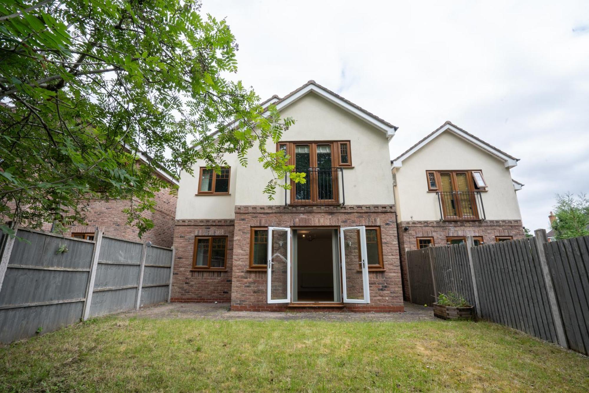 Willa Emirates House, Luxe 5 Bed, With King Sized Beds, Next To Aiport & Nec, Jlr 5 Mins Marston Green Zewnętrze zdjęcie