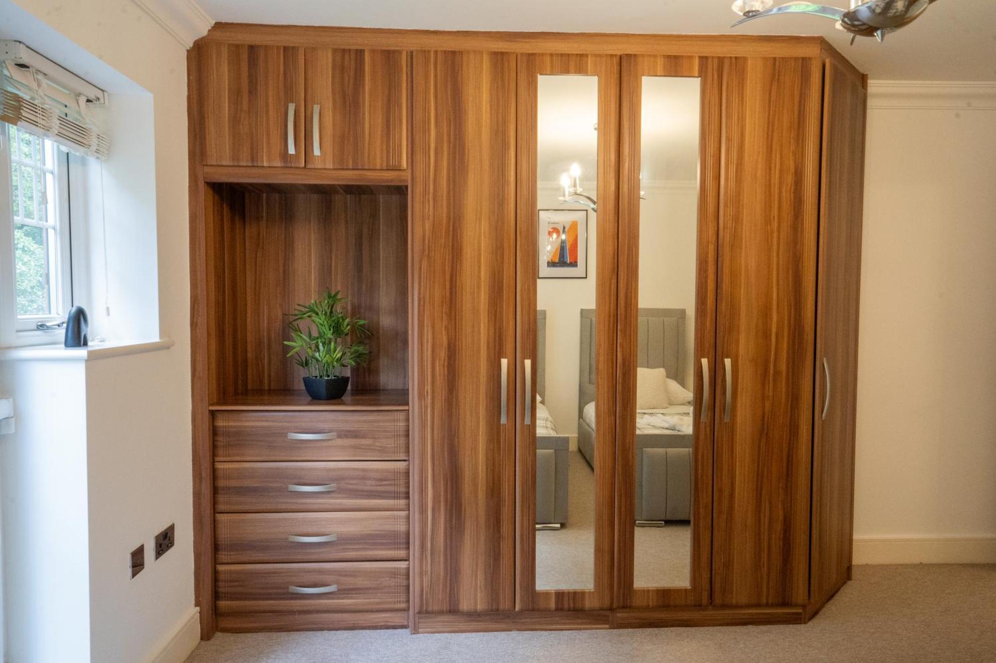 Willa Emirates House, Luxe 5 Bed, With King Sized Beds, Next To Aiport & Nec, Jlr 5 Mins Marston Green Zewnętrze zdjęcie